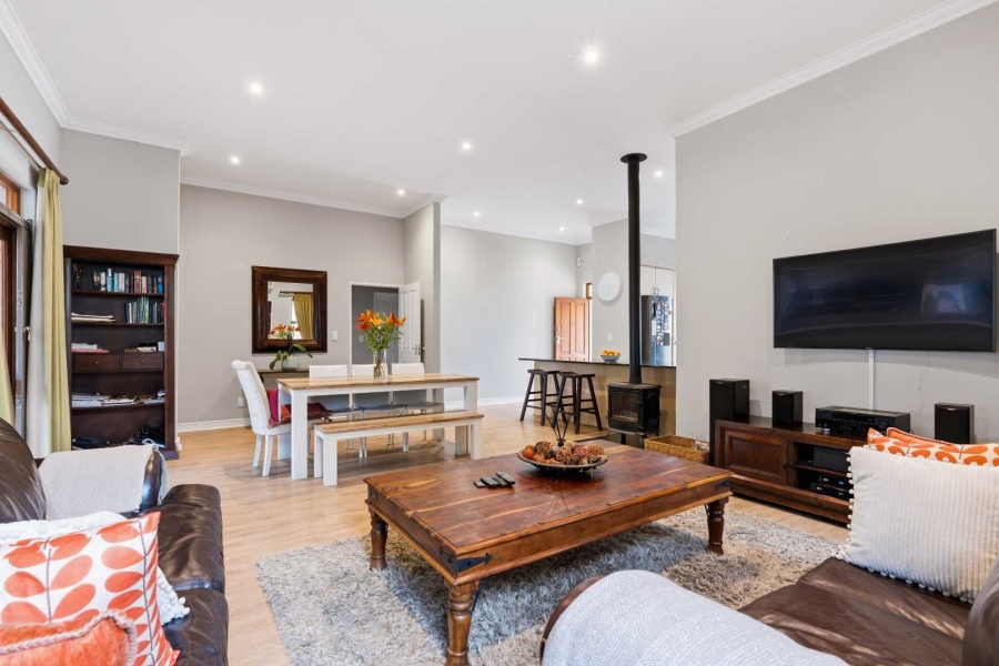 3 Bedroom Property for Sale in Royal Ascot Western Cape